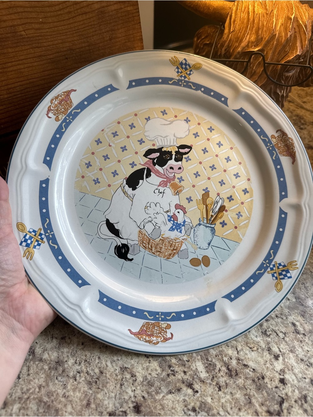 VINTAGE 1994 NEWCOR Kitchen Cow Stoneware Dinner Plate 10"